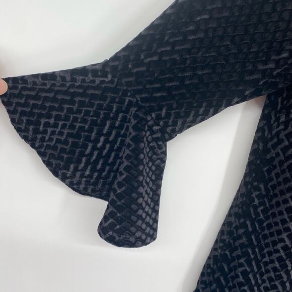 Apt. 9 Top Women’s Small Whimsigoth Vampire Trumpet Sleeve Burnout Velvet Black - Picture 4 of 9